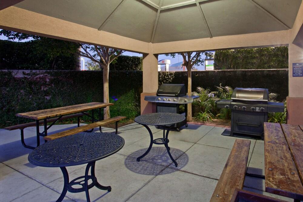 Sonesta Simply Suites Anaheim Garden Grove Esterno foto